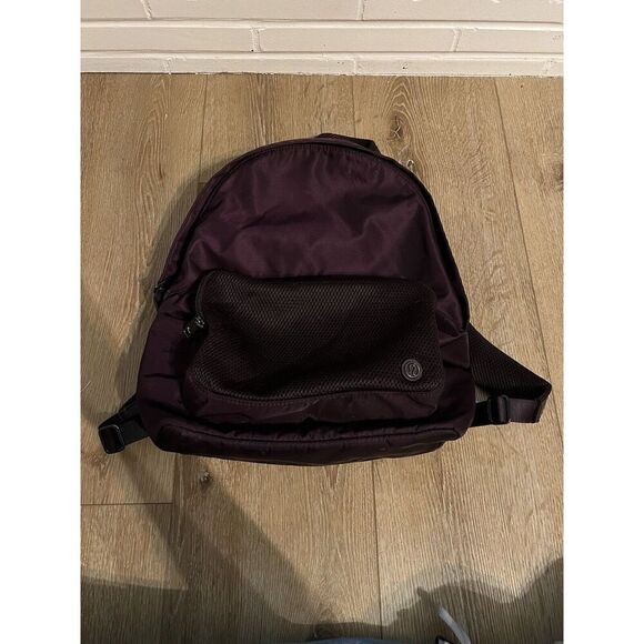 Lululemon Purple Everywhere Backpack Mesh 17L Office Travel Commute Classic - Picture 1 of 4